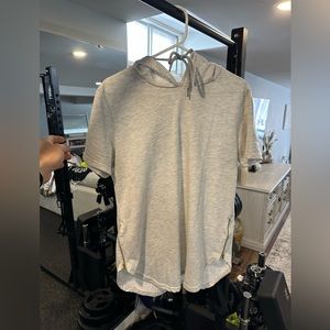 Hoodie T Shirt w/ curved hem and side zip